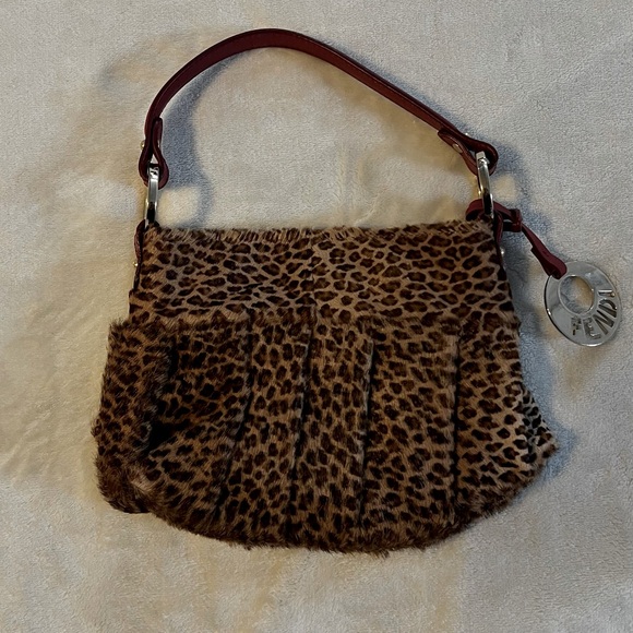 authentic Fendi Cheetah Print Pony Hair Chef Baguette bag with red leather trim - Picture 1 of 5